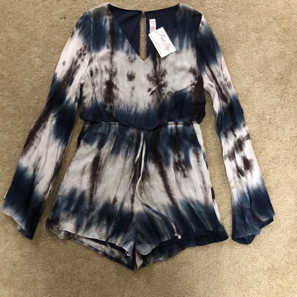 Pink Lily Pants - New Pink Lily tie-dye Romper M